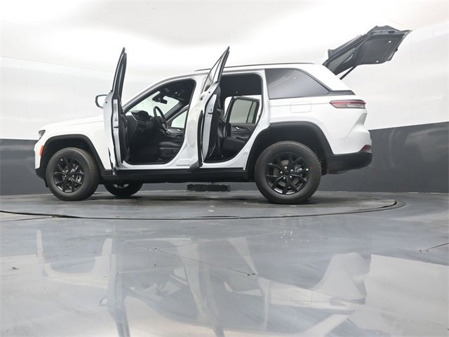 New 2025 Jeep Grand Cherokee Laredo image 53