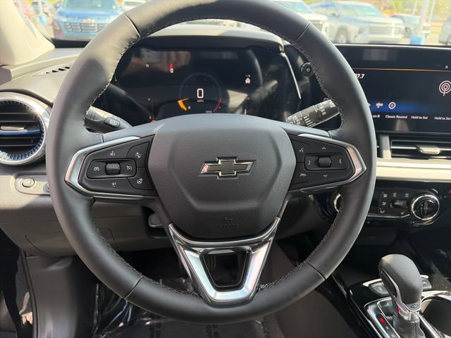 New 2026 Chevrolet Trax LT w/ Driver Confidence Package FWD image 23