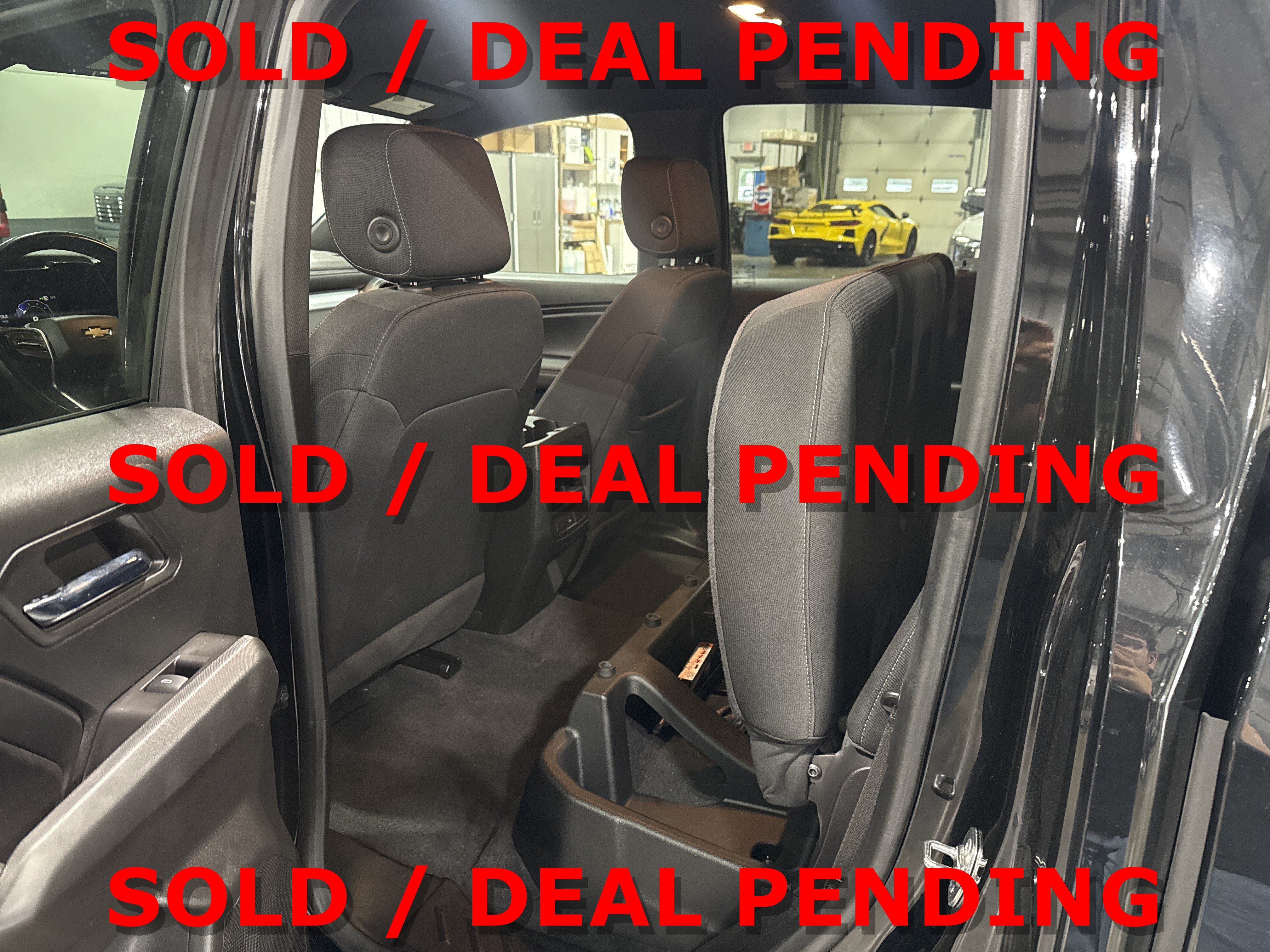 Used 2024 Chevrolet Colorado LT w/ LT Convenience Package AWD/4WD image 8