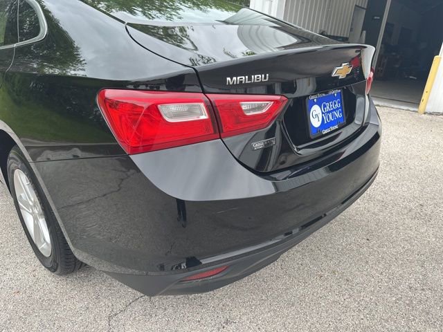 Used 2023 Chevrolet Malibu LS FWD image 16