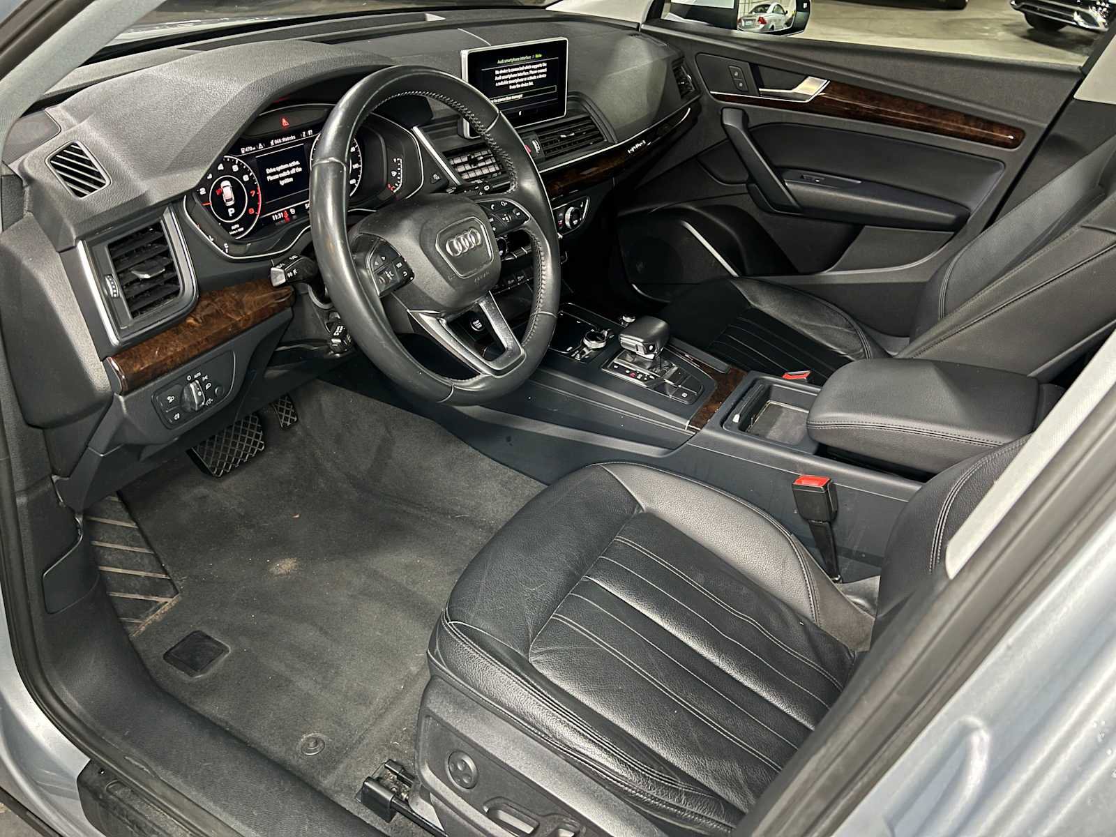 Used 2018 Audi Q5 2.0T Premium AWD/4WD image 25