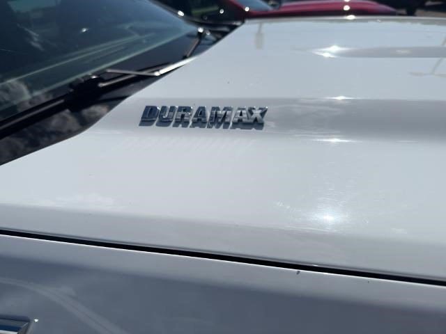Certified 2022 Chevrolet Silverado 1500 LT AWD/4WD image 4