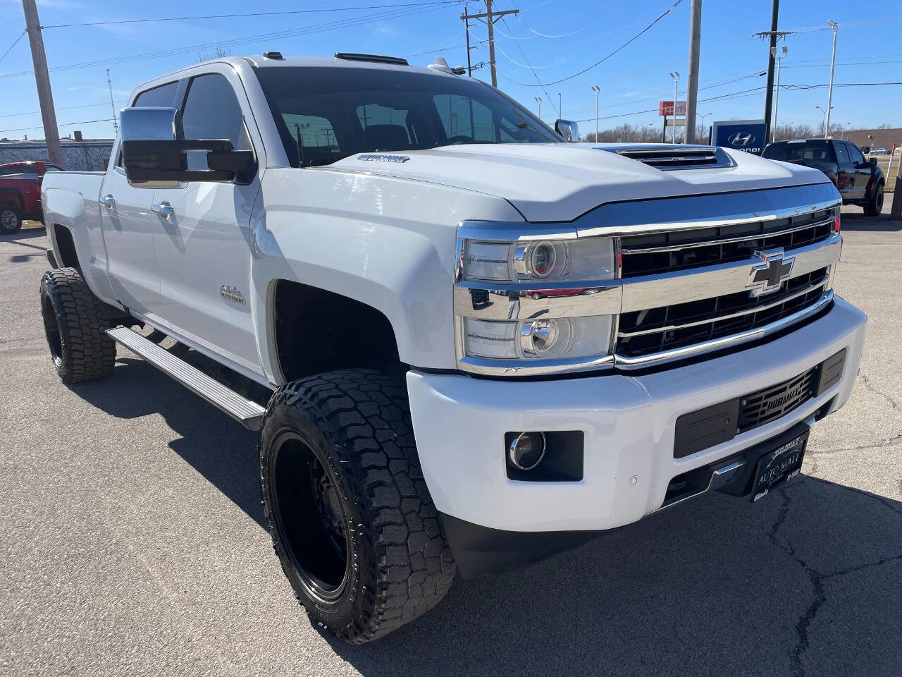 Used 2018 Chevrolet Silverado 2500 High Country AWD/4WD image 8
