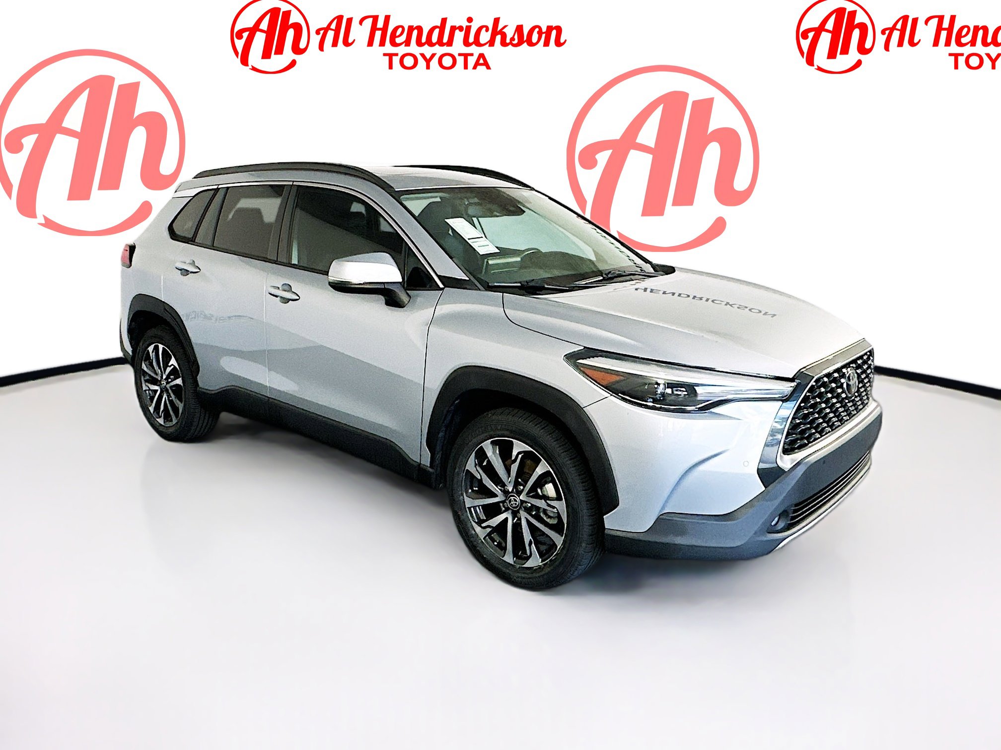 Used 2022 Toyota Corolla Cross XLE