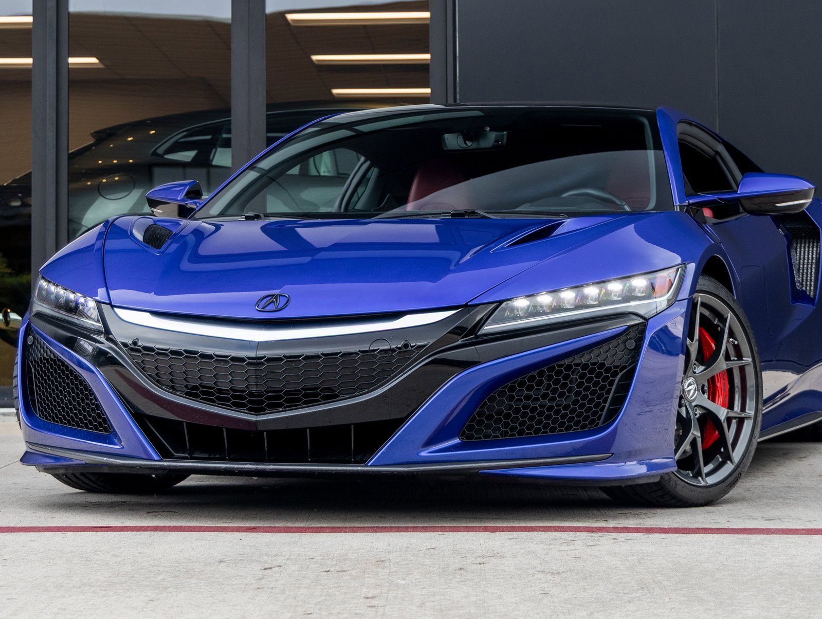 Used 2017 Acura NSX image 3