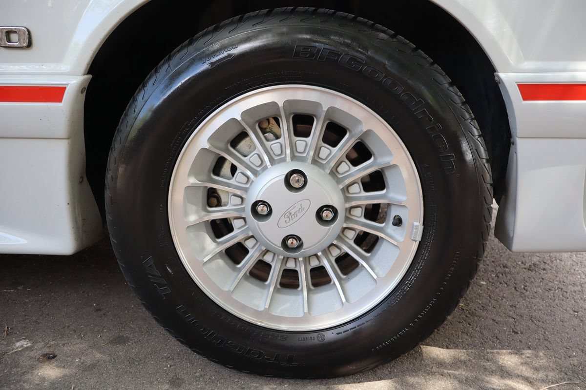 Used 1988 Ford Mustang GT RWD image 41