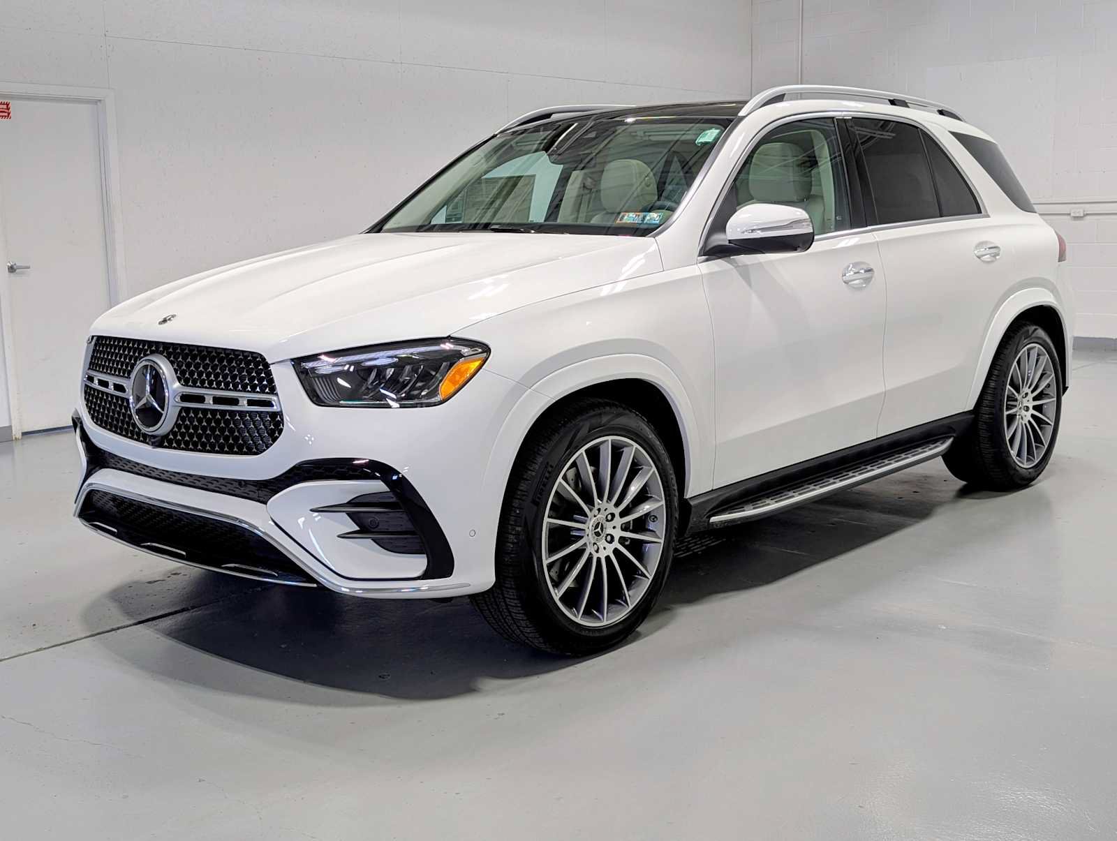 New 2026 Mercedes-Benz GLE 350 4MATIC image 1