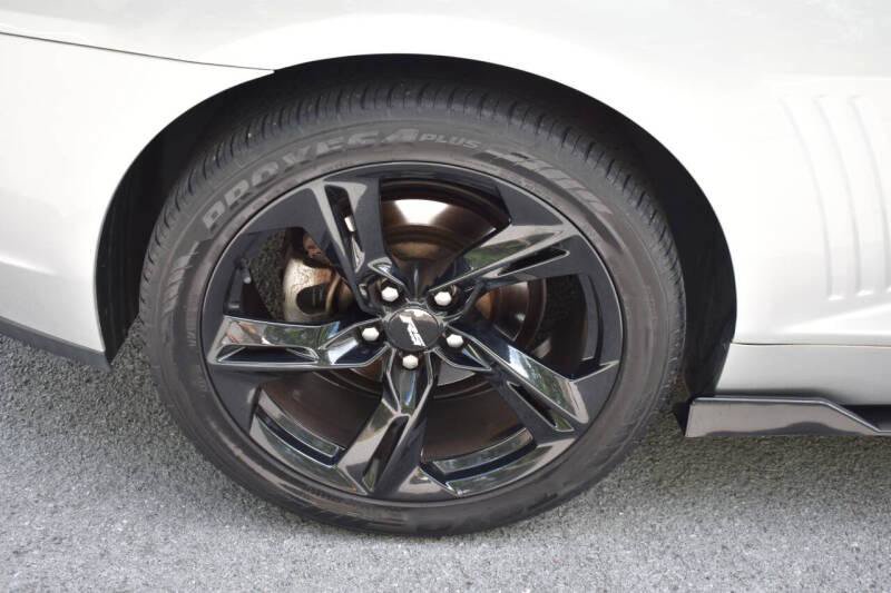 Used 2014 Chevrolet Camaro LT w/ RS Package RWD image 14
