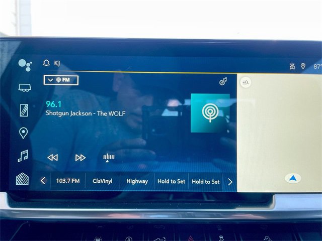 Used 2022 Chevrolet Silverado 1500 RST image 16