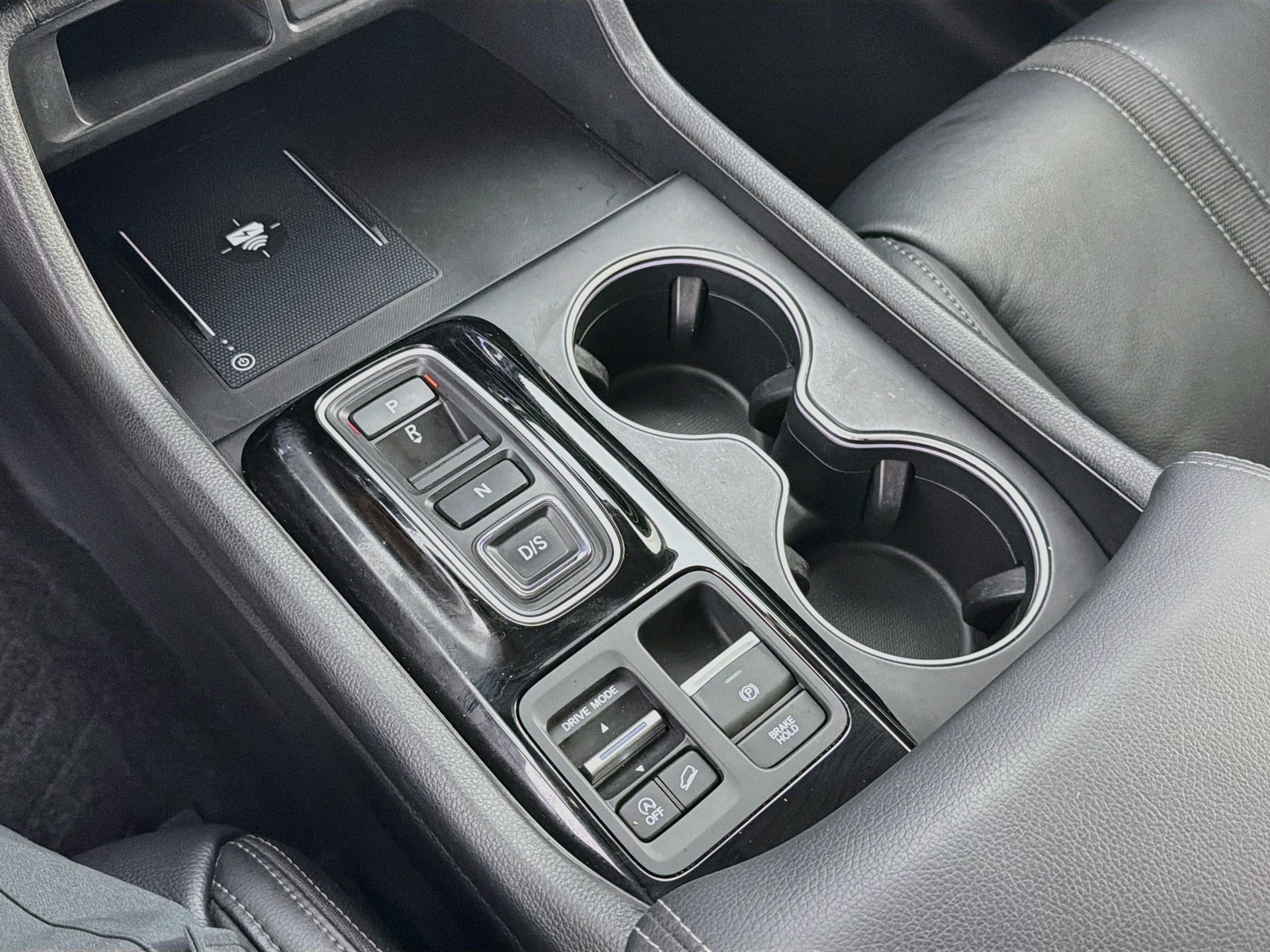 Used 2024 Honda Pilot Touring image 29