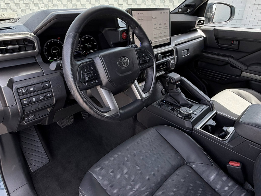 Certified 2025 Toyota 4Runner TRD Off-Road Premium w/ Tow Technology Package image 29
