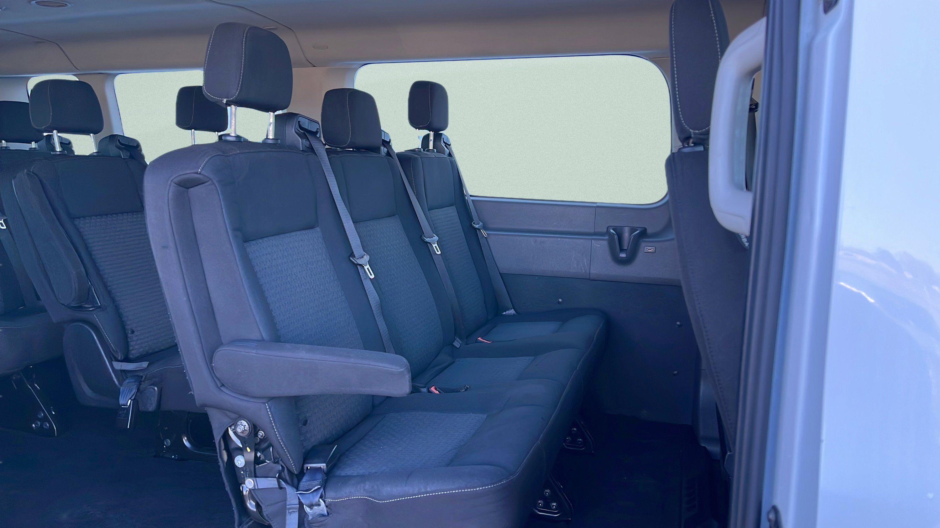 Used 2021 Ford Transit 350 XLT image 22