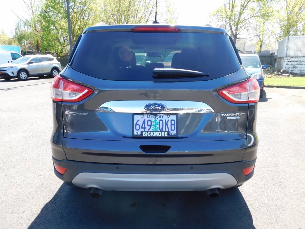 Used 2016 Ford Escape Titanium w/ Equipment Group 301A AWD/4WD image 24