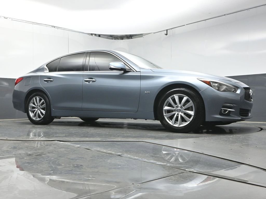 Used 2017 INFINITI Q50 3.0t Premium w/ 3.0T Premium Plus Package image 32