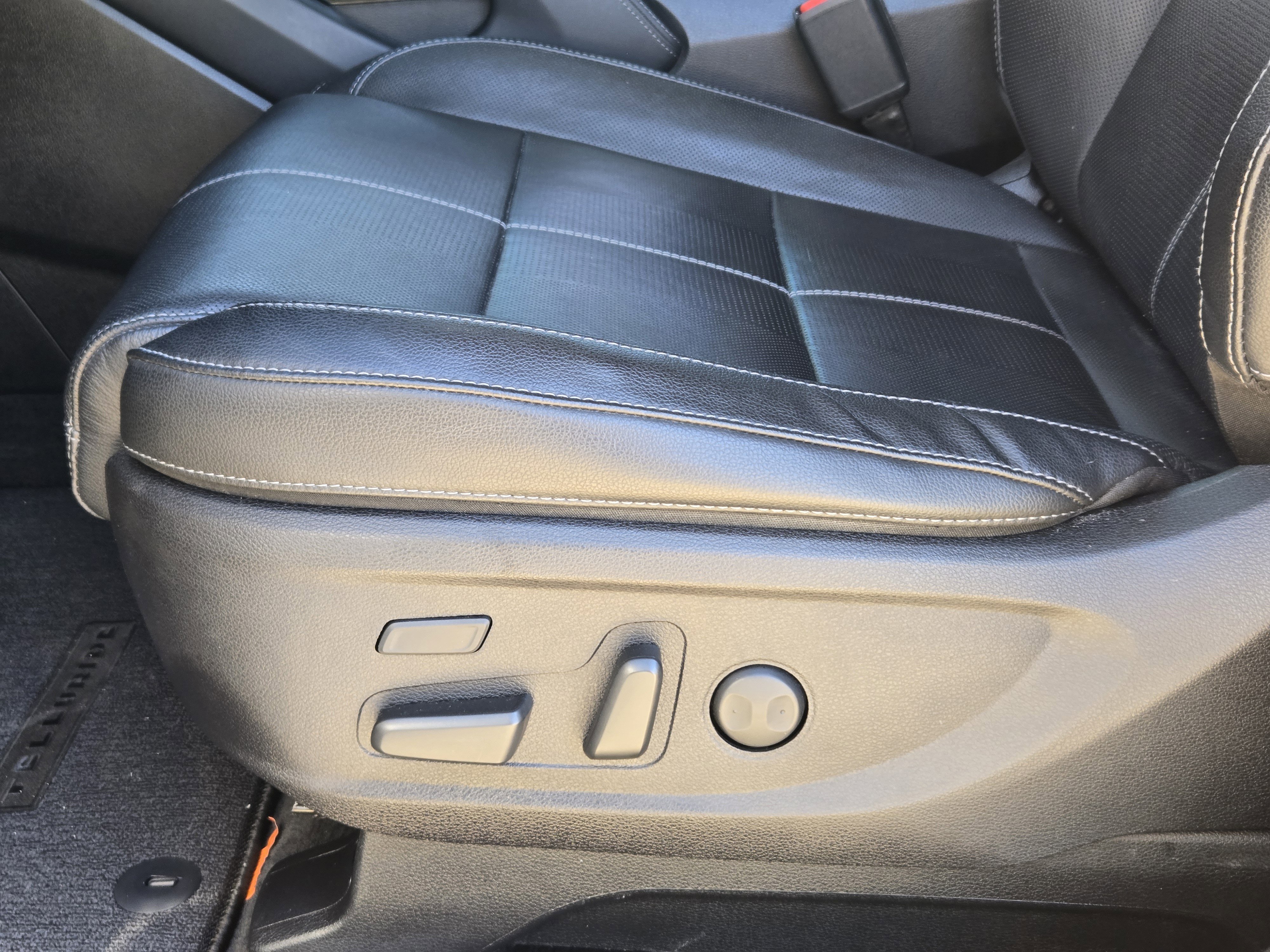 Used 2022 Kia Telluride SX w/ Nightfall Edition Package image 31