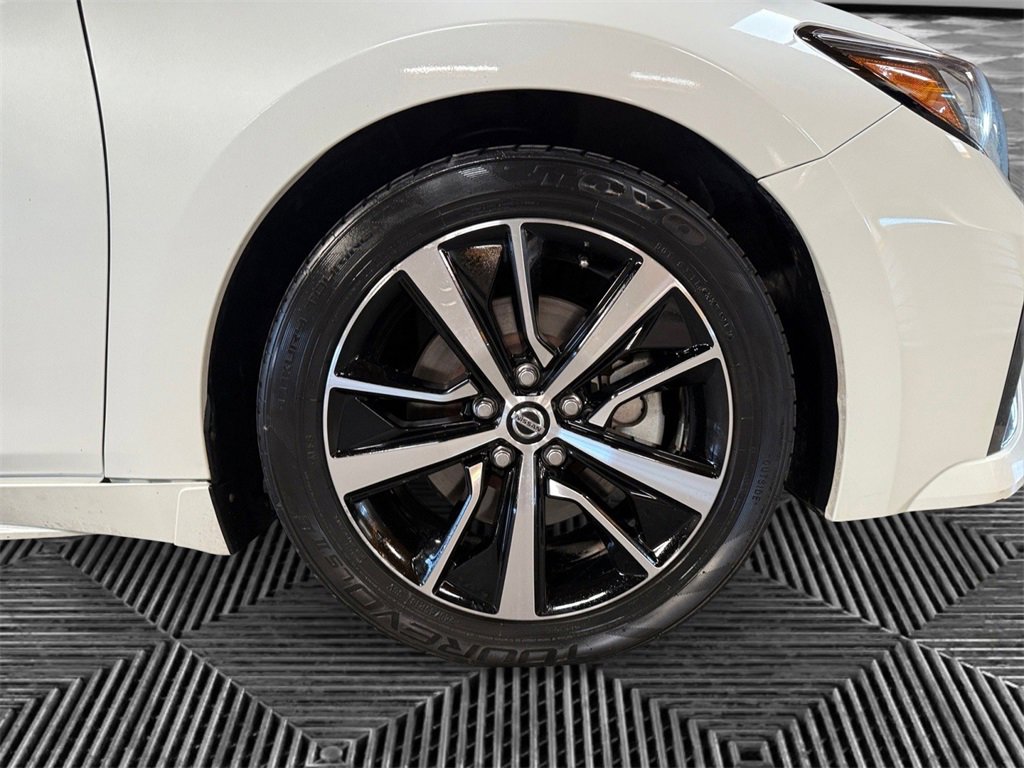 Used 2022 Nissan Maxima SL image 12