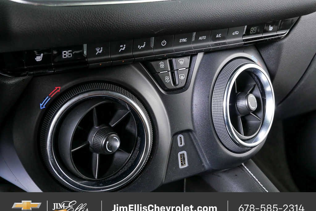 Certified 2025 Chevrolet Blazer LT FWD image 15
