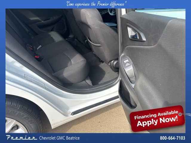 Used 2023 Chevrolet Malibu LT image 18