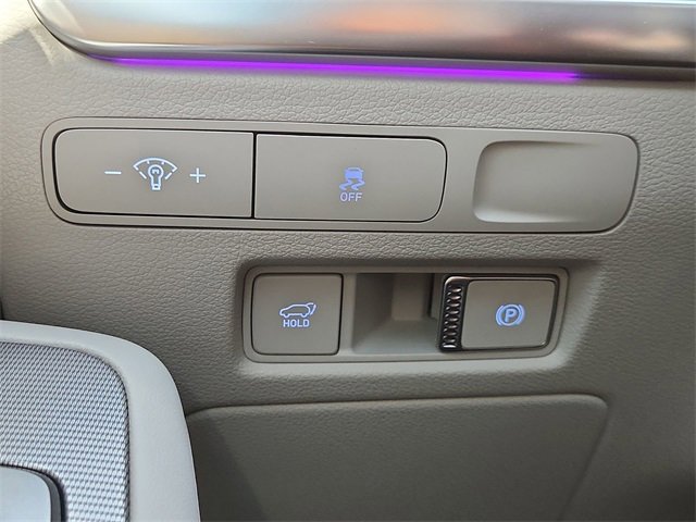 Used 2024 Hyundai Palisade Calligraphy image 18