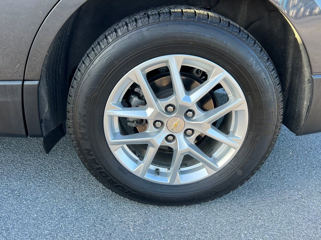 Used 2022 Chevrolet Equinox LS AWD/4WD image 13