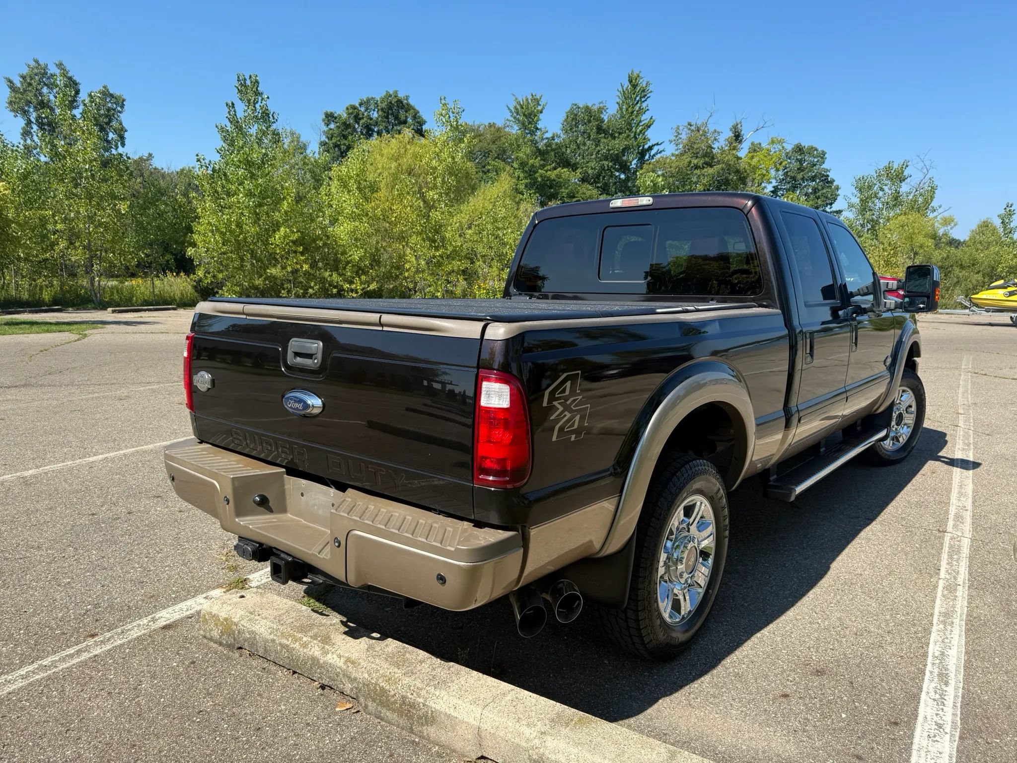 Used 2013 Ford F350 King Ranch w/ King Ranch w/Chrome Pkg AWD/4WD image 5