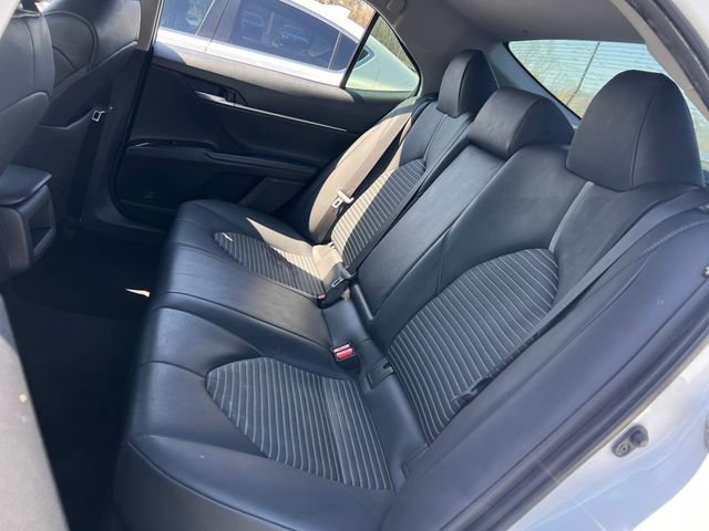 Used 2019 Toyota Camry SE image 18
