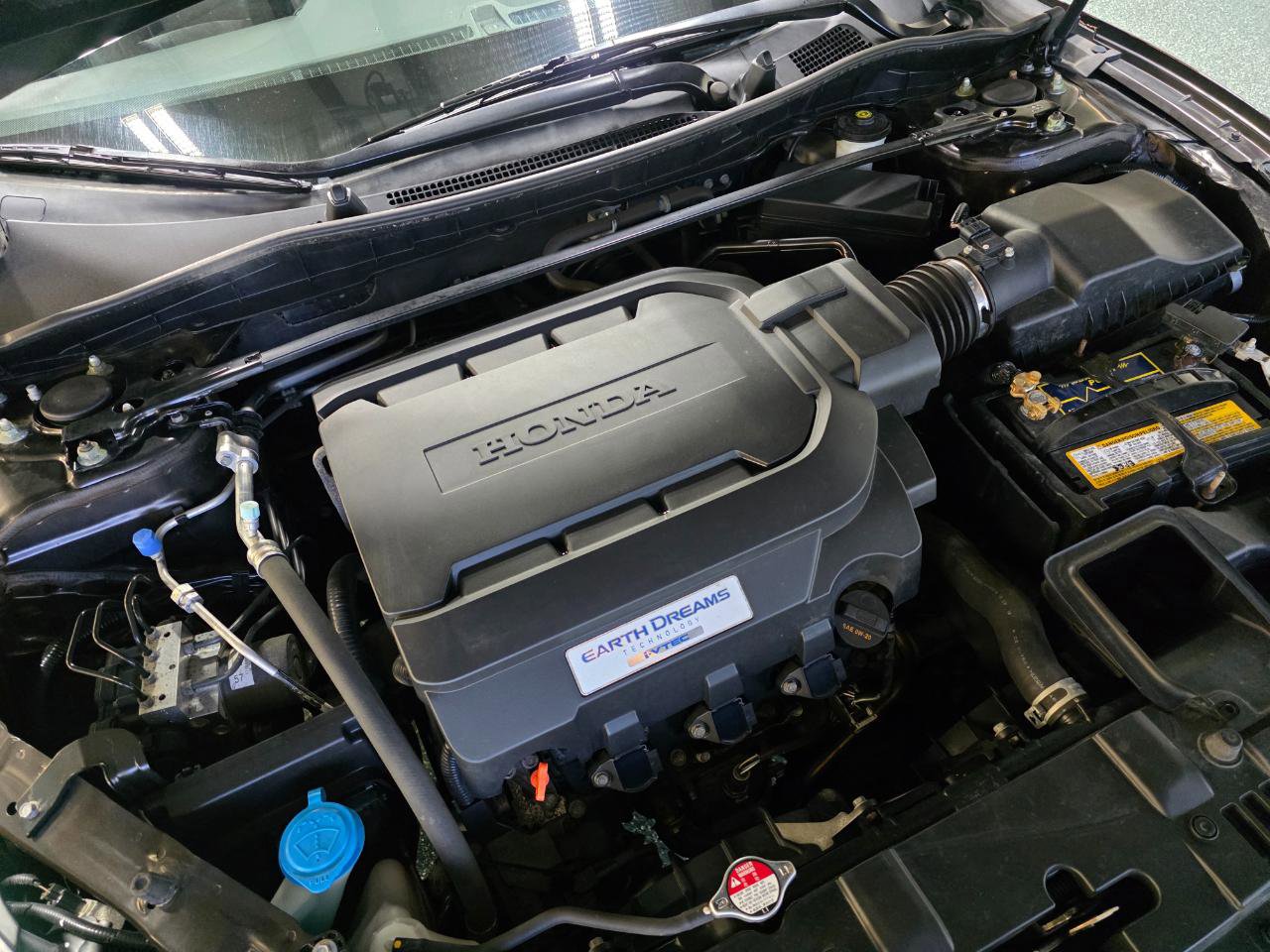 Used 2016 Honda Accord Touring image 44