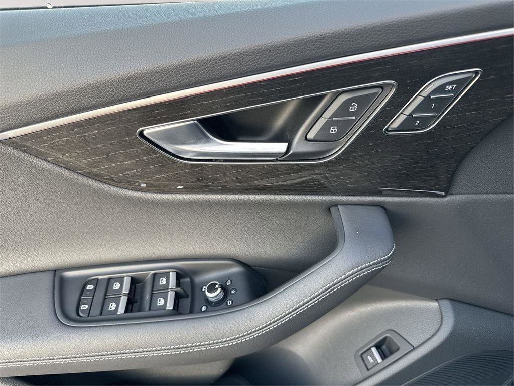 Certified 2025 Audi Q7 3.0T Premium Plus w/ Premium Plus Package image 13