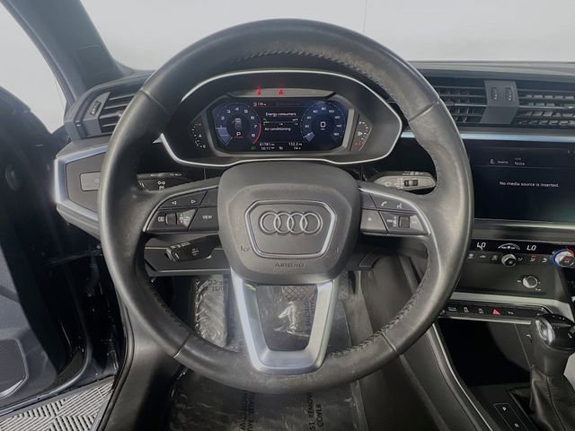 Used 2020 Audi Q3 2.0T Premium w/ Convenience Package image 16