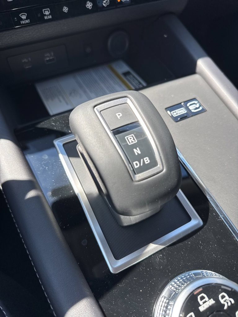New 2026 Nissan Rogue SL AWD/4WD image 13