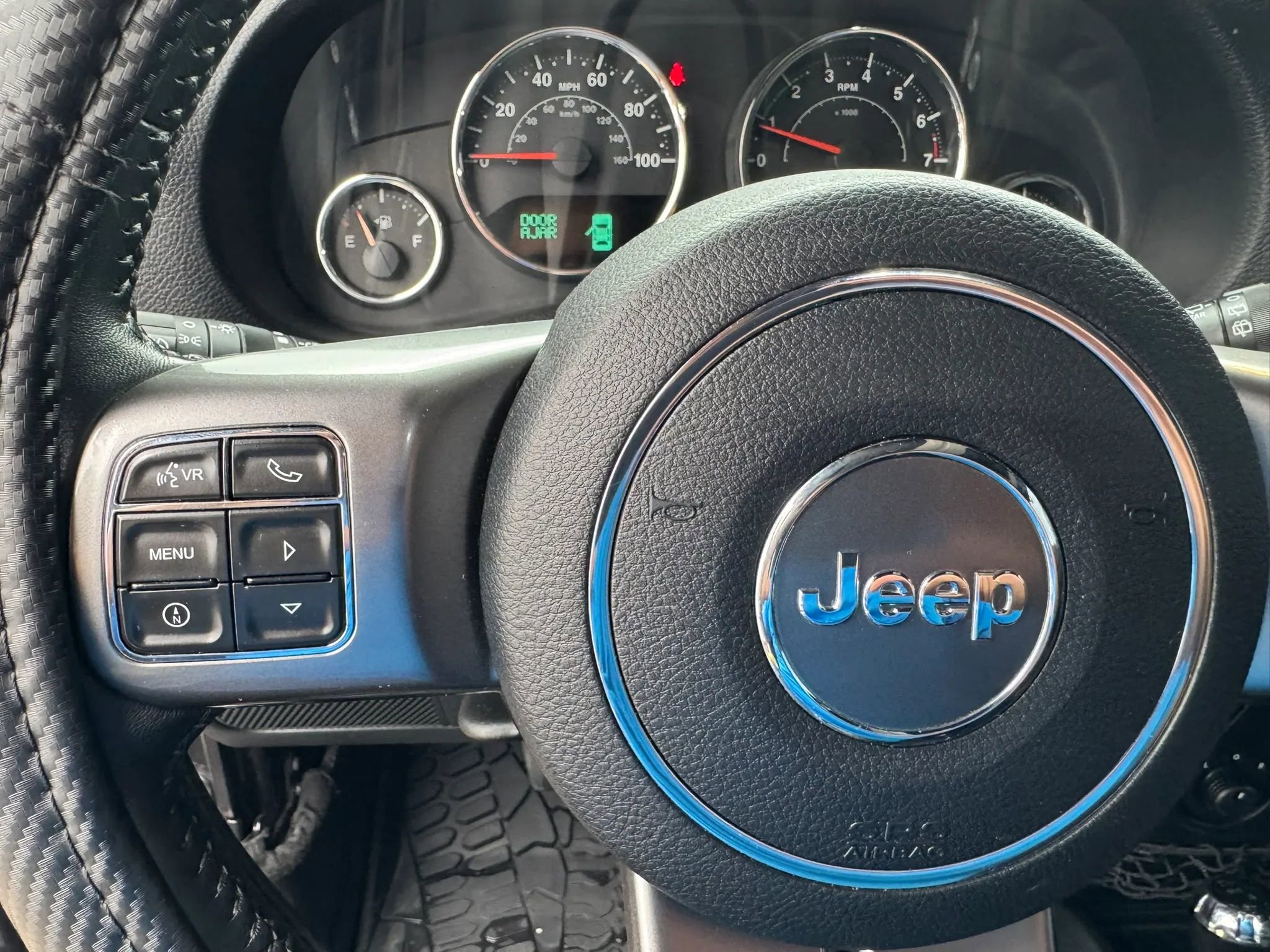 Used 2018 Jeep Wrangler Unlimited Sahara AWD/4WD image 37