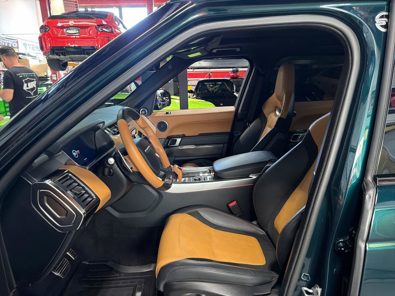 Used 2022 Land Rover Range Rover Sport SVR AWD/4WD image 19