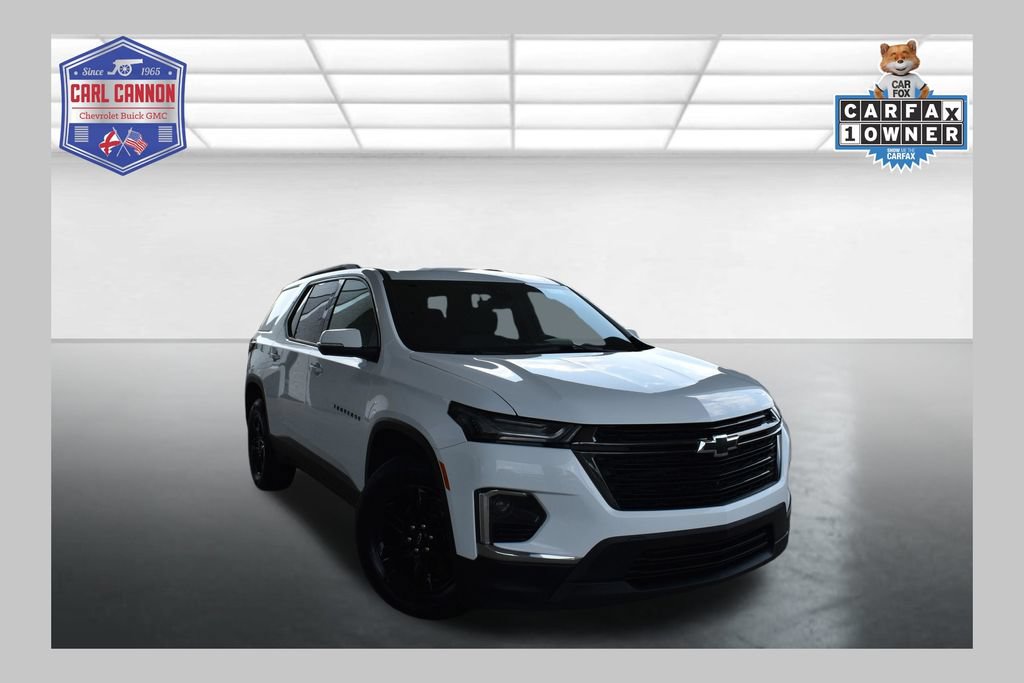 Used 2023 Chevrolet Traverse LT