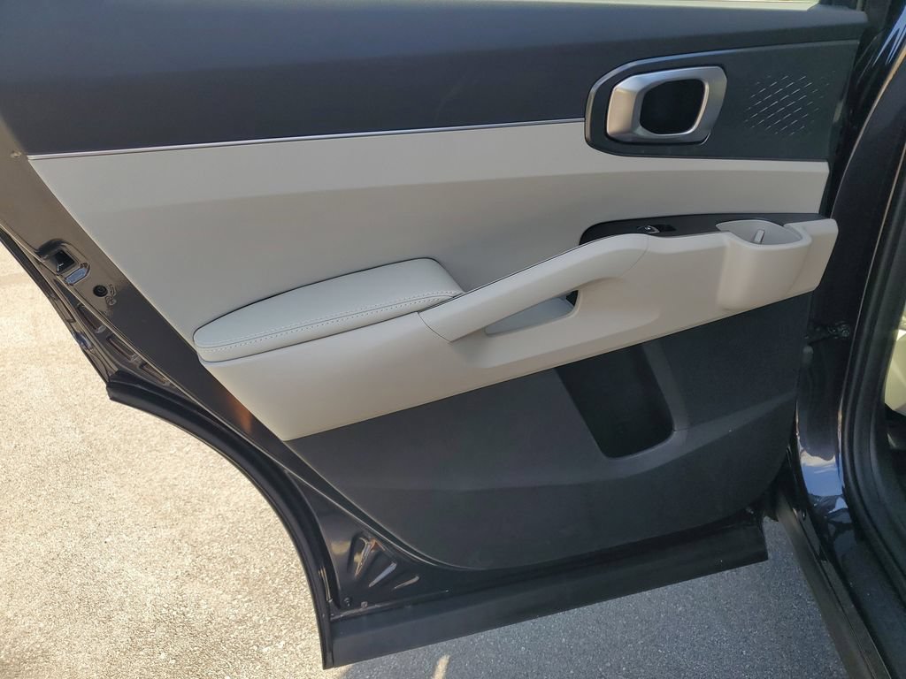 New 2026 Kia Sorento S w/ S Panoramic Sunroof Package FWD image 24