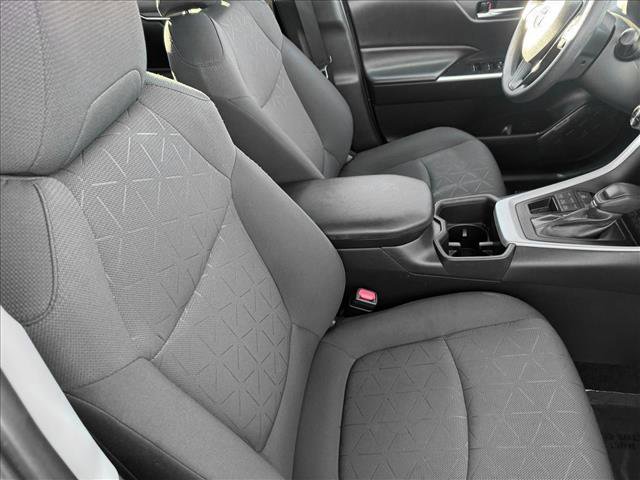 Used 2024 Toyota RAV4 XLE image 19