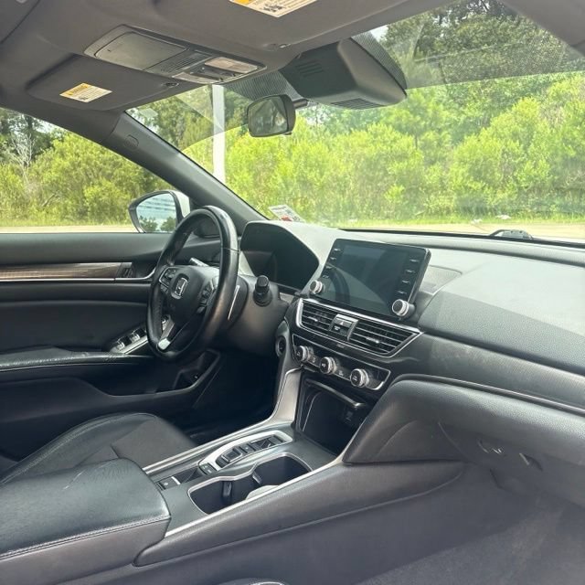 Used 2018 Honda Accord Sport image 13