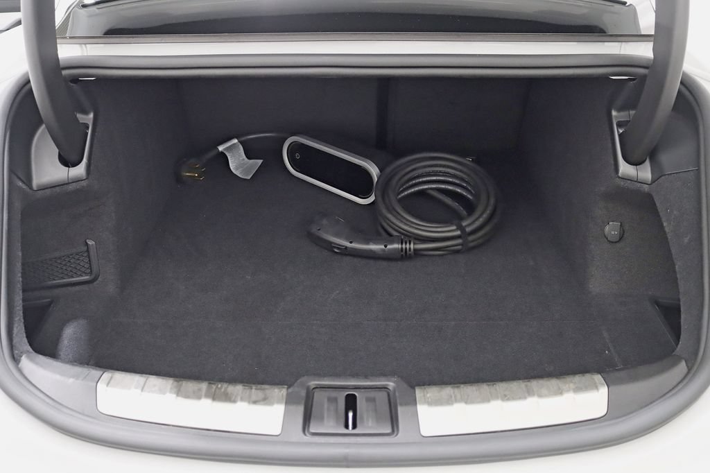 Used 2023 Porsche Taycan 4S AWD/4WD image 40