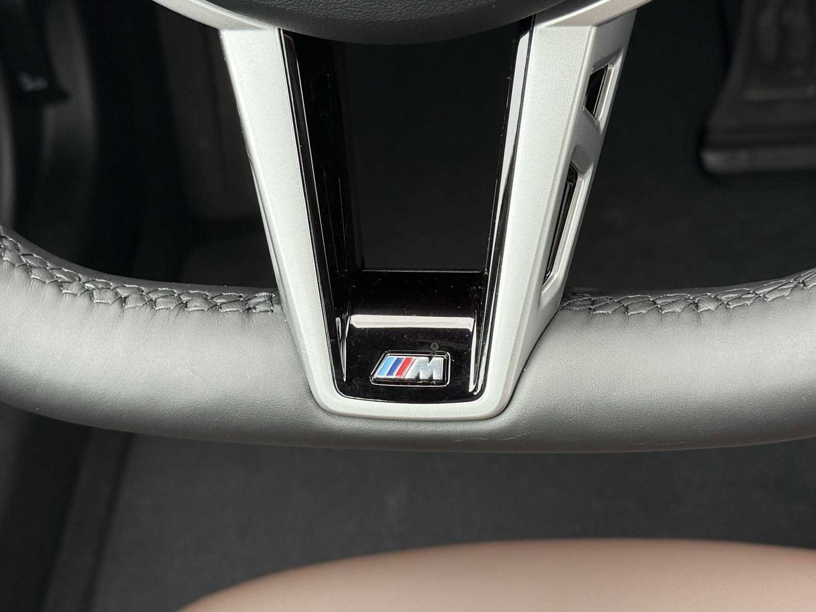 New 2026 BMW 330i xDrive xDrive w/ M Sport Package image 19