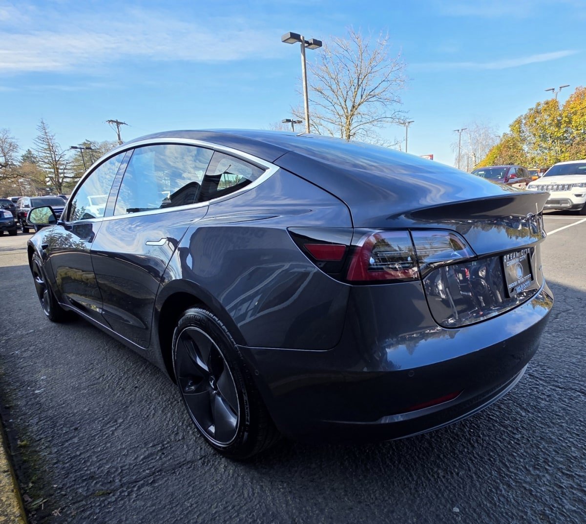 Used 2018 Tesla Model 3 Long Range AWD/4WD image 5