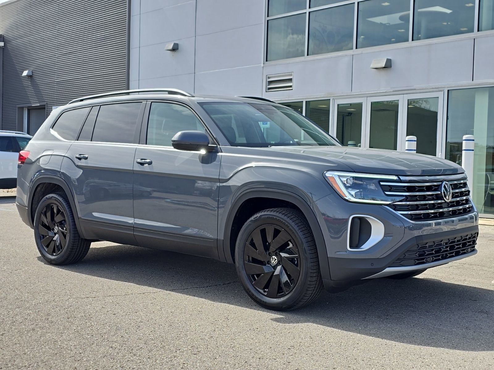 New 2026 Volkswagen Atlas SE AWD/4WD image 3