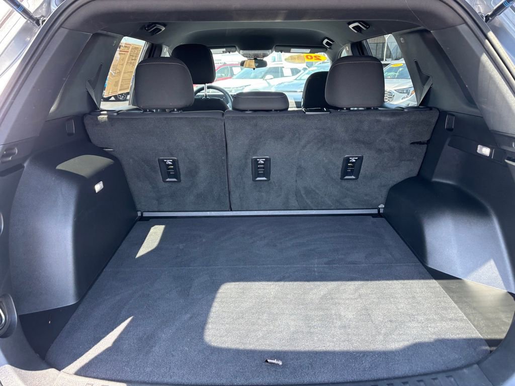 Used 2026 Chevrolet Equinox LT FWD image 28