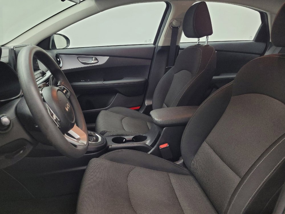Used 2024 Kia Forte LXS FWD image 17