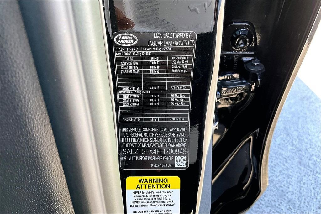 Certified 2023 Land Rover Range Rover Evoque R-Dynamic S image 17