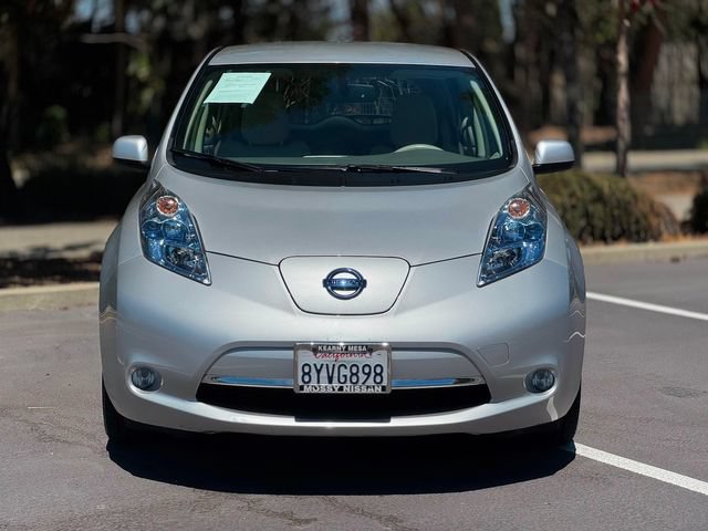 Used 2012 Nissan Leaf SL FWD image 4