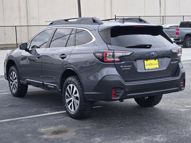 Used 2022 Subaru Outback Premium AWD/4WD image 6
