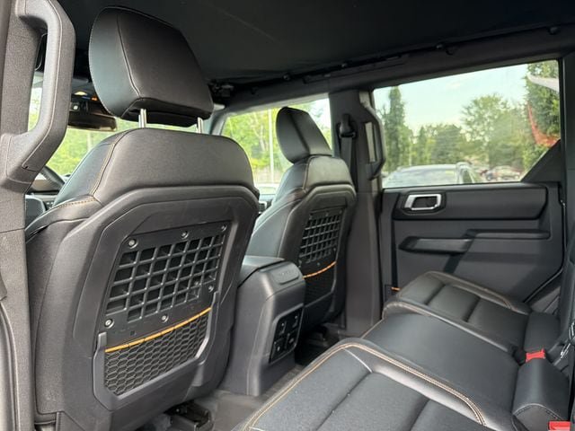 Used 2024 Ford Bronco Badlands AWD/4WD image 12