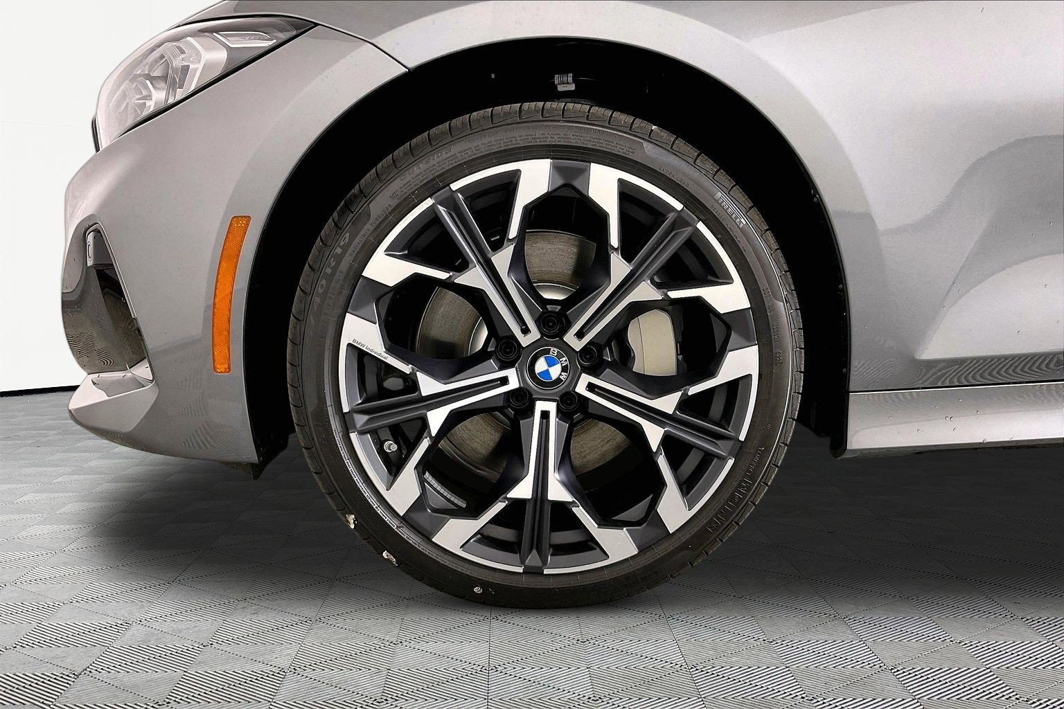 New 2026 BMW 330i xDrive Sedan w/ Premium Package AWD/4WD image 21