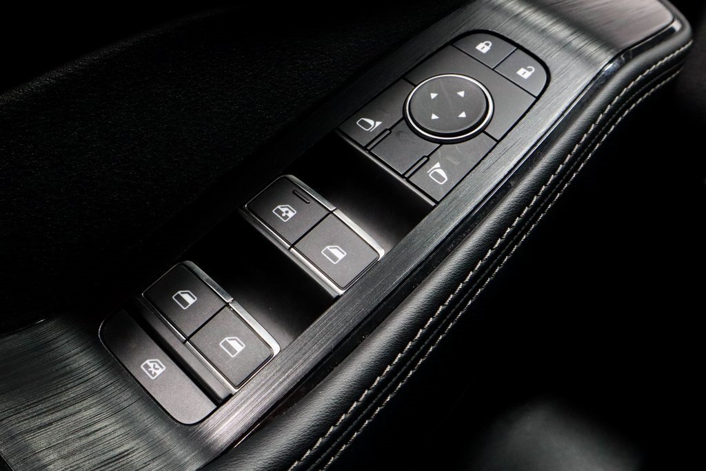 Certified 2024 Nissan Rogue SL w/ SL Premium Package image 28