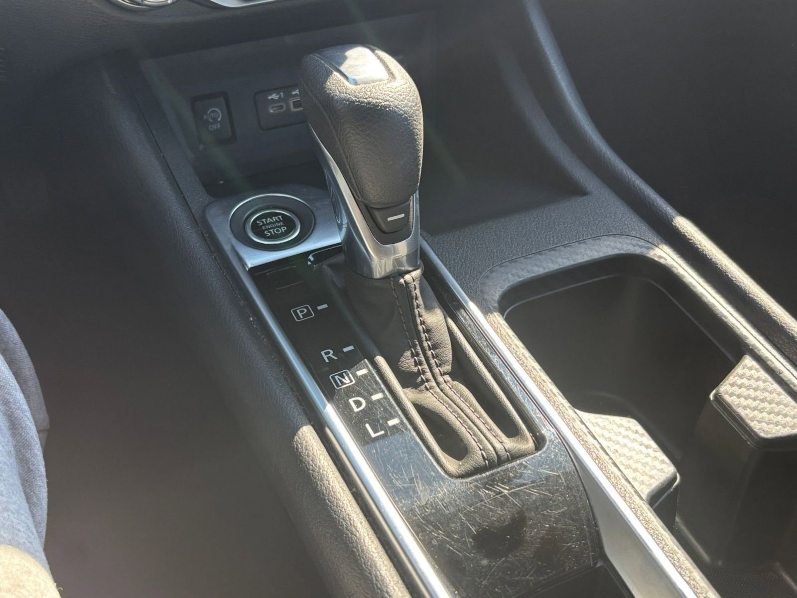 Used 2024 Nissan Sentra SV FWD image 36