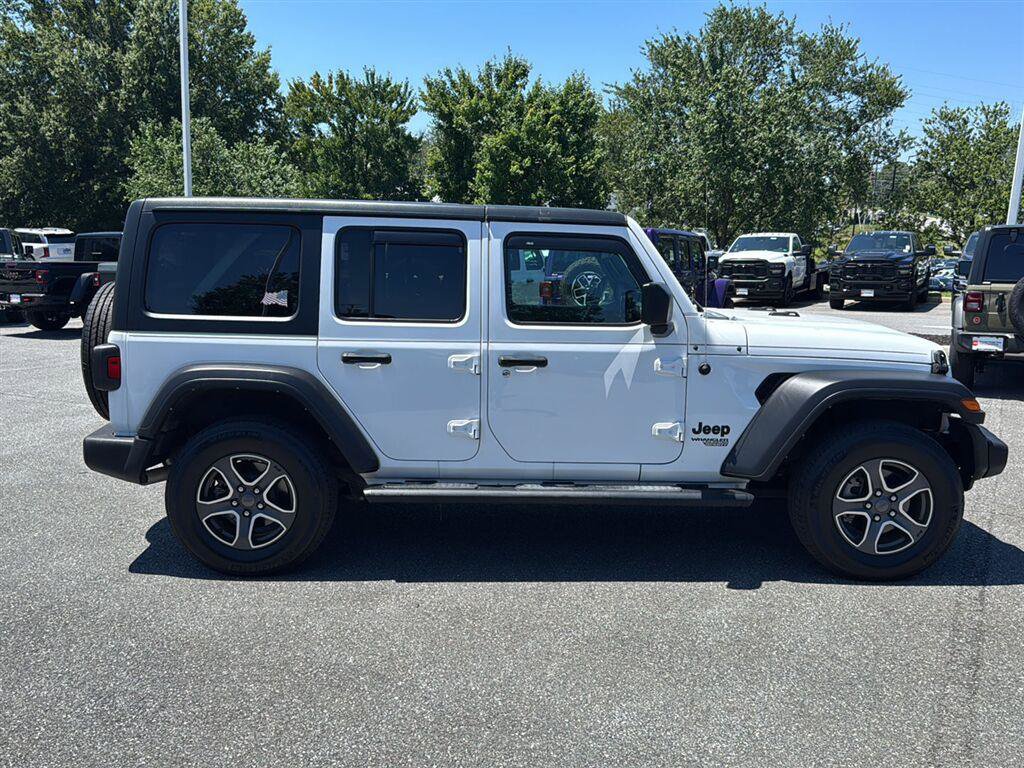 Used 2021 Jeep Wrangler Unlimited Sport AWD/4WD image 6